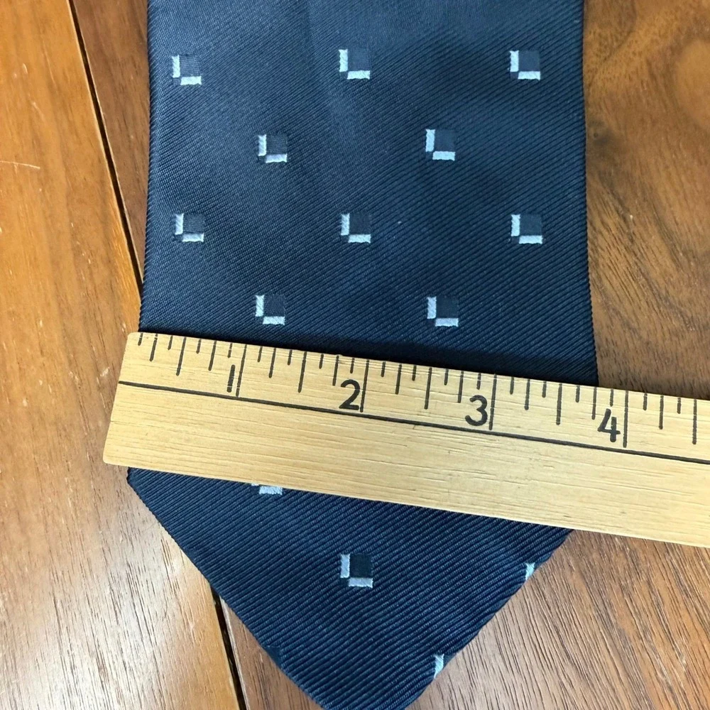 Armani Collezioni Silk Tie Navy Blue Geometric Italian Designer Menswear NWOT